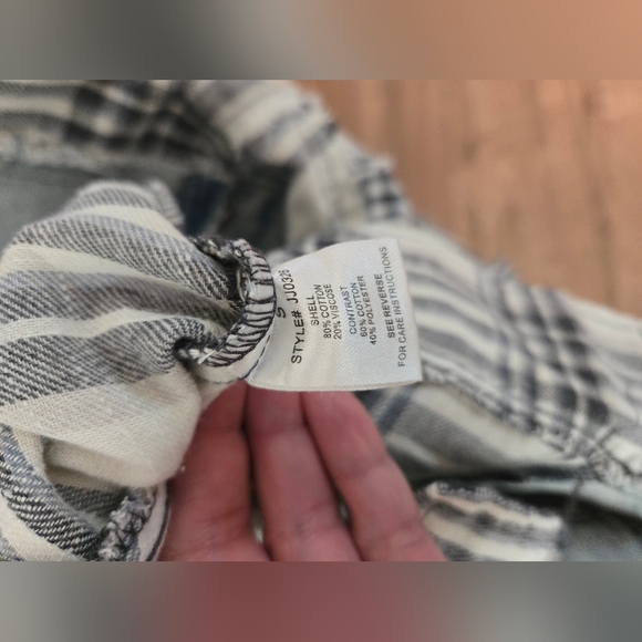 Oli & Hali Plaid Mixed Jacket - Picture 12 of 14